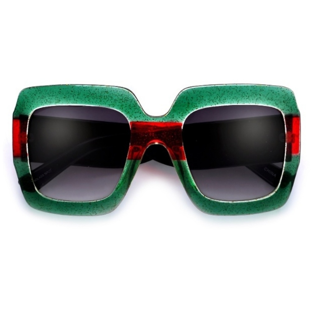 Oversized JackieO Framez